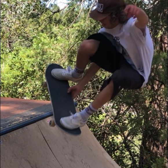 Meet your Posher, Colin - Picture 1 of 1